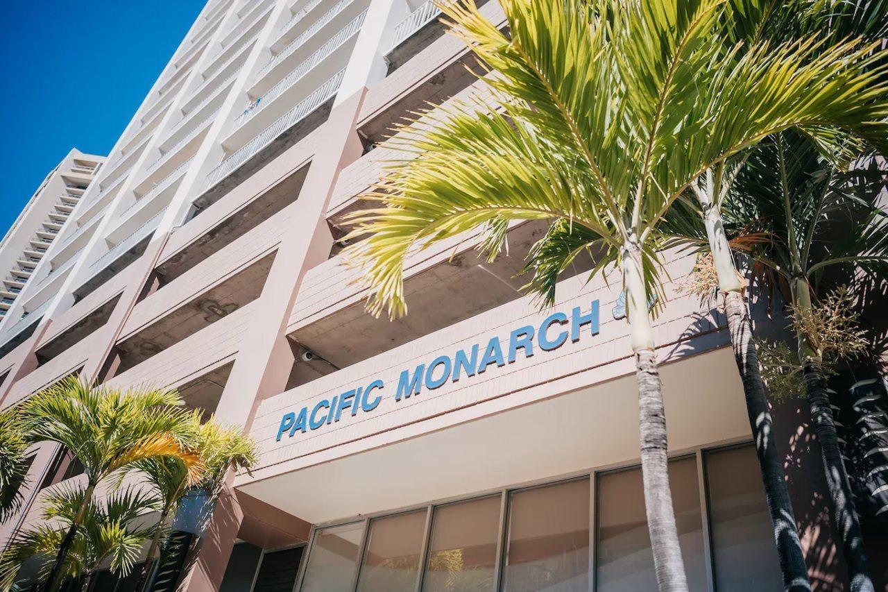 Pacific Monarch Hotel Гонолулу Экстерьер фото