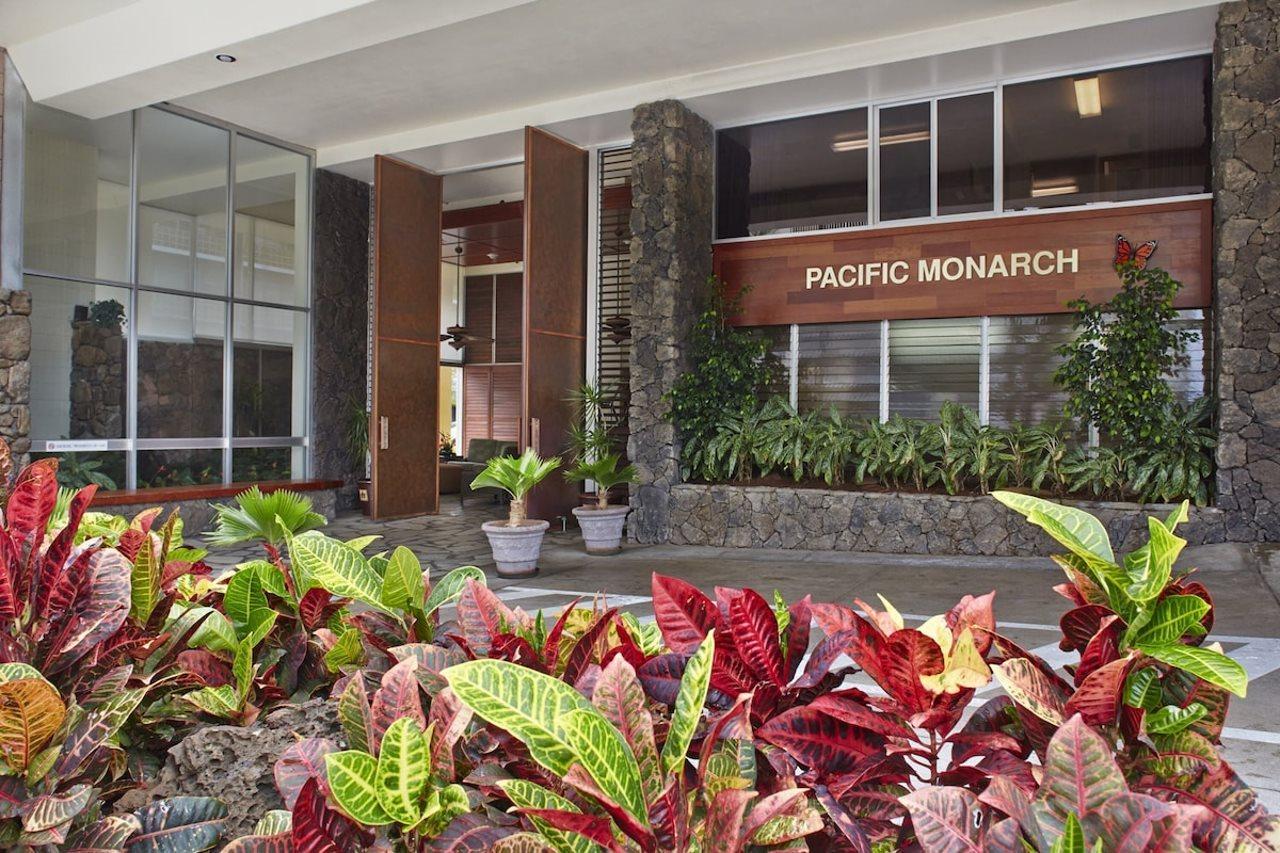 Pacific Monarch Hotel Гонолулу Экстерьер фото